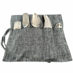 SET DE CUBIERTOS PREMIUM  de alta calidad 5 piezas que incluye ( cuchara mesa, tenedor mesa, cuchillo mesa, tenedor postre y cuchara te) en estuche especial de lona. 